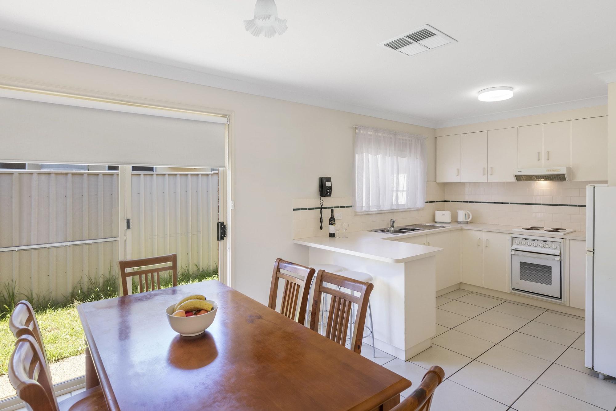 Best Western Ambassador Motor Inn & Apartments Wagga Wagga Zewnętrze zdjęcie