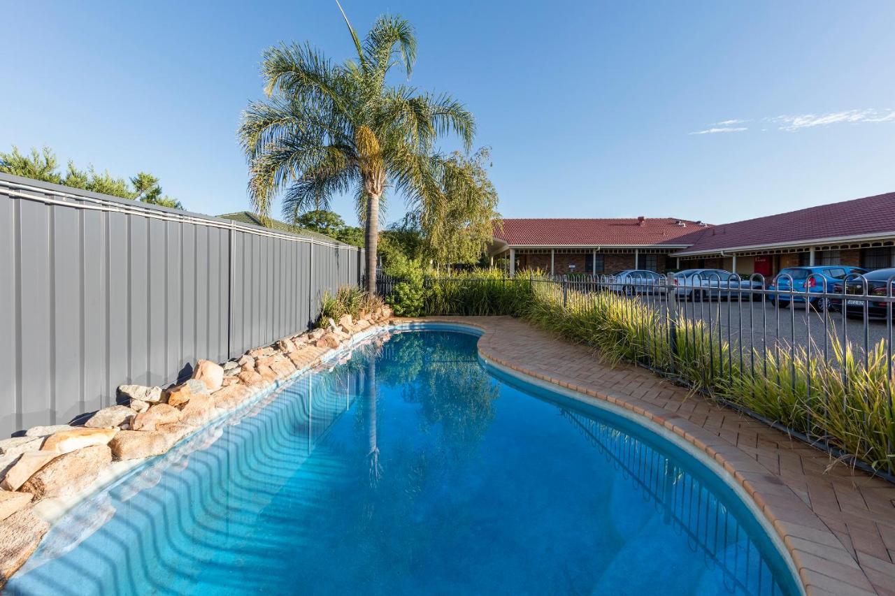 Best Western Ambassador Motor Inn & Apartments Wagga Wagga Zewnętrze zdjęcie