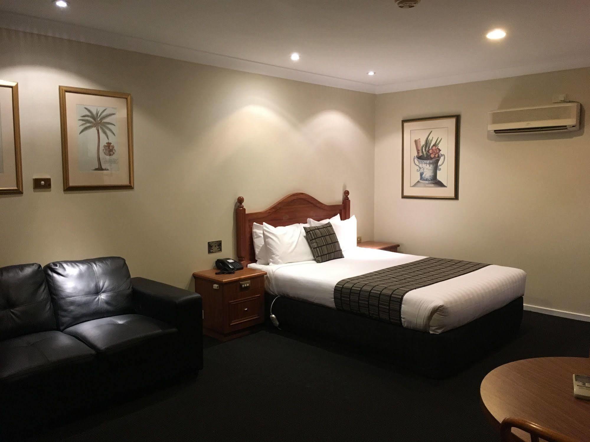 Best Western Ambassador Motor Inn & Apartments Wagga Wagga Zewnętrze zdjęcie