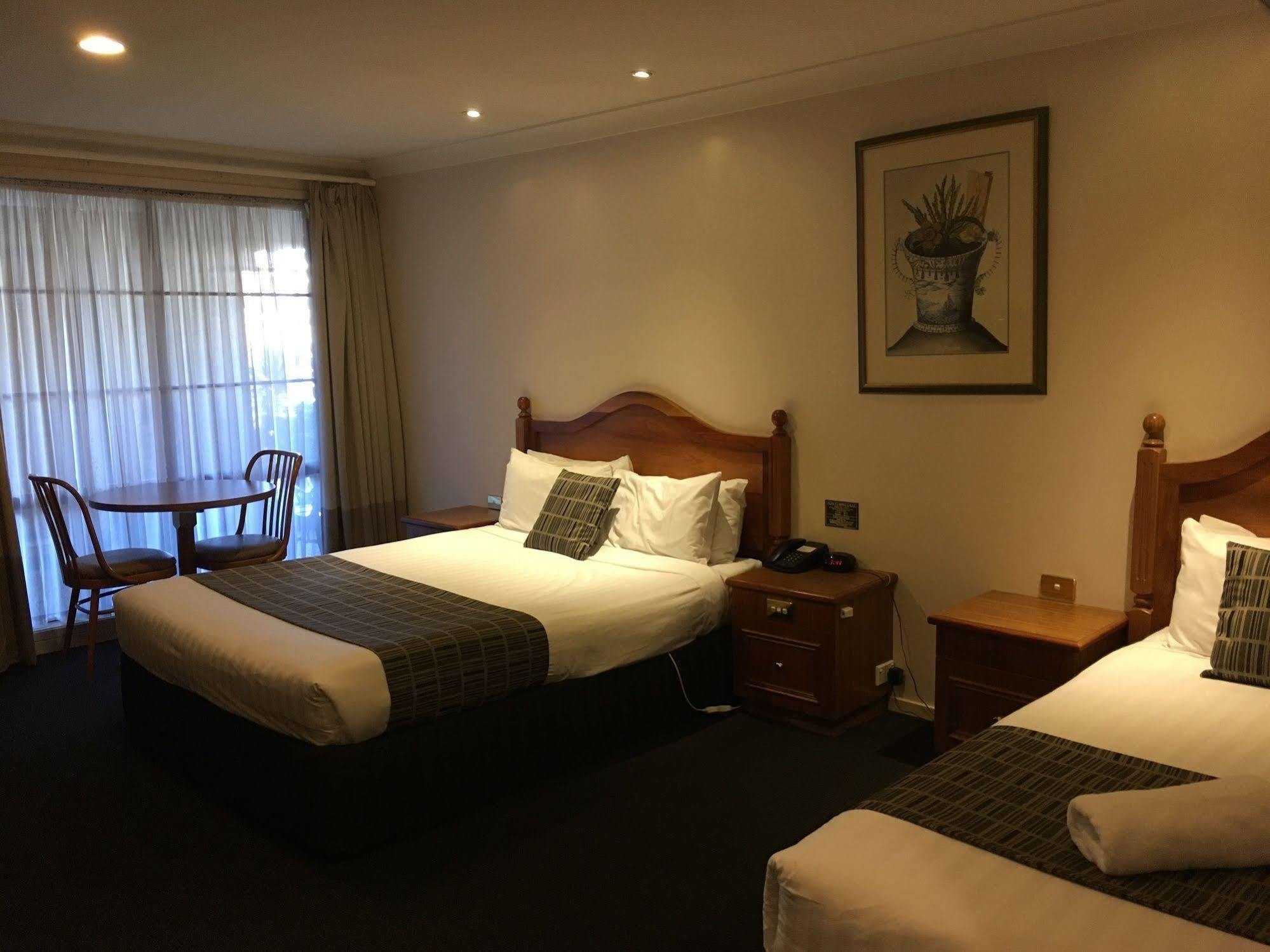 Best Western Ambassador Motor Inn & Apartments Wagga Wagga Zewnętrze zdjęcie