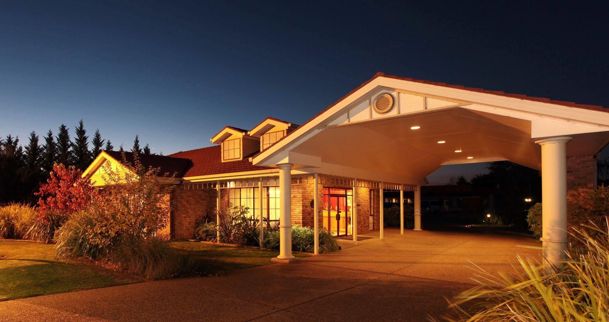 Best Western Ambassador Motor Inn & Apartments Wagga Wagga Zewnętrze zdjęcie
